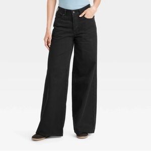 Universal Thread™ Women's Mid-Rise Super Wide Leg Jeans Black 2 & 4 Relaxed Fit